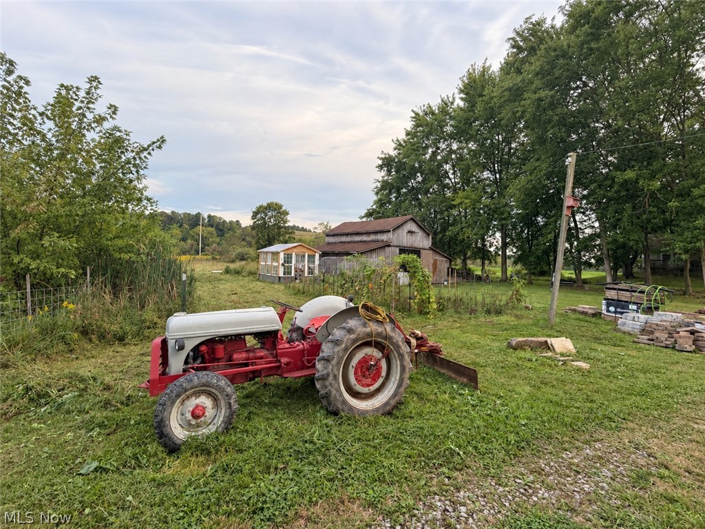 2205 Stonecreek Road SW New Philadelphia OH 44663