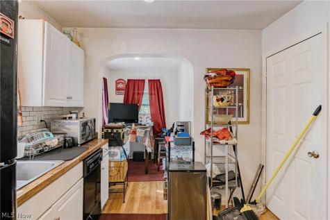 14012 Christine Avenue Cleveland OH 44105