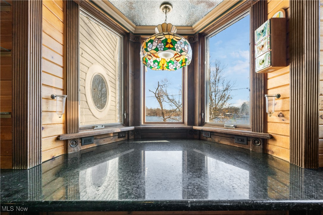 584 Apple Drive Coventry OH 44319