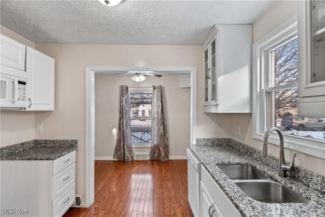 14313 Montrose Avenue Cleveland OH 44111