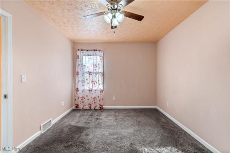 14313 Montrose Avenue Cleveland OH 44111