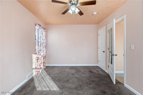 14313 Montrose Avenue Cleveland OH 44111