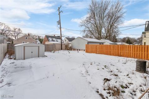 14313 Montrose Avenue Cleveland OH 44111