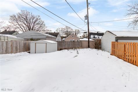 14313 Montrose Avenue Cleveland OH 44111