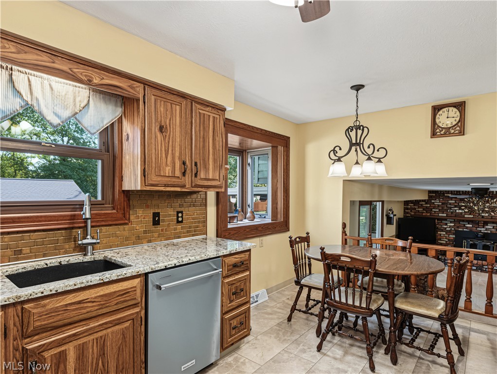 6187 Carlyle Drive Seven Hills OH 44131