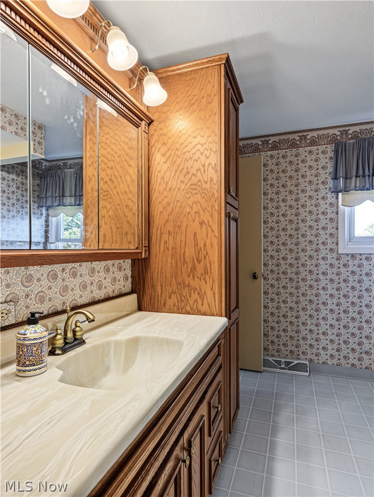 6187 Carlyle Drive Seven Hills OH 44131