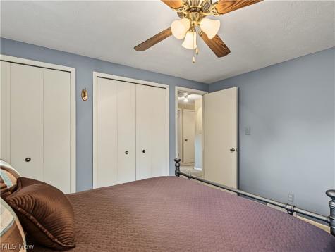 6187 Carlyle Drive Seven Hills OH 44131