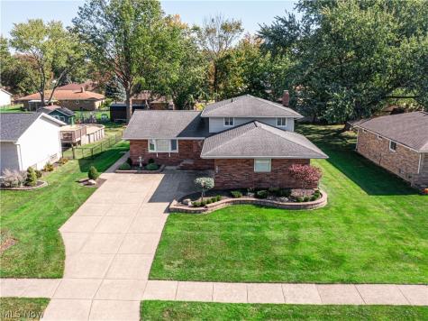 6187 Carlyle Drive Seven Hills OH 44131