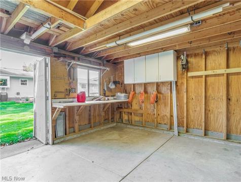 6187 Carlyle Drive Seven Hills OH 44131