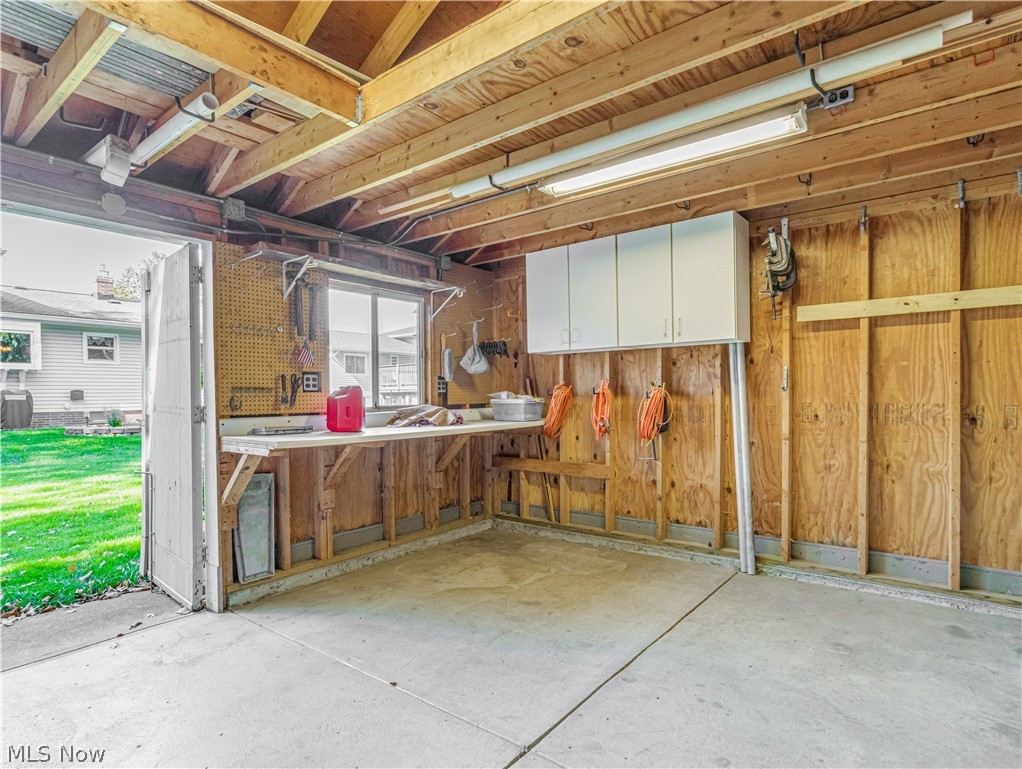 6187 Carlyle Drive Seven Hills OH 44131