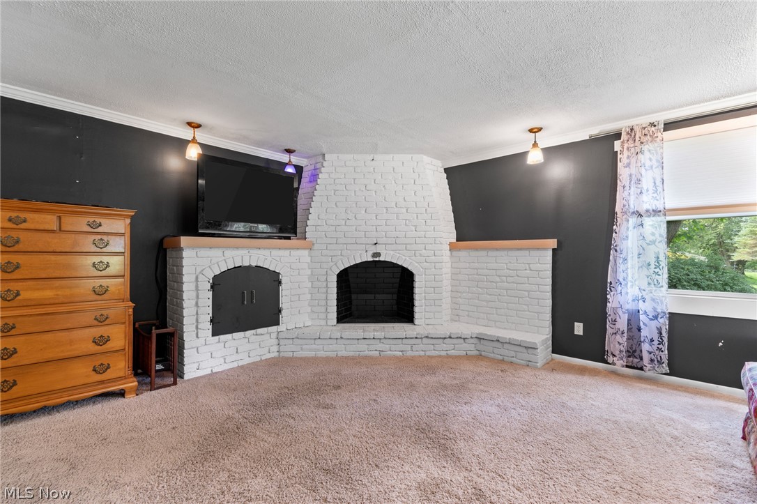 975 Colony Drive Aurora OH 44202