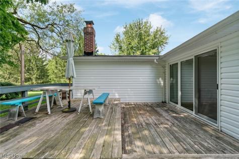 975 Colony Drive Aurora OH 44202