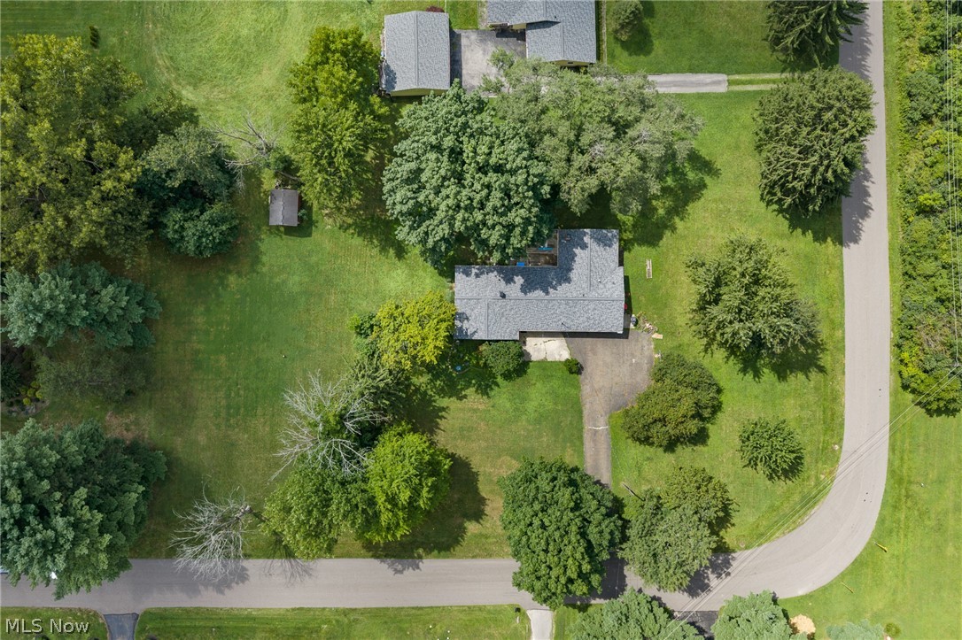 975 Colony Drive Aurora OH 44202