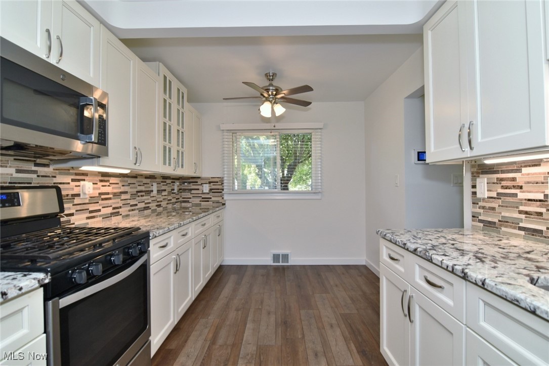 981 Hanley Road Lyndhurst OH 44124