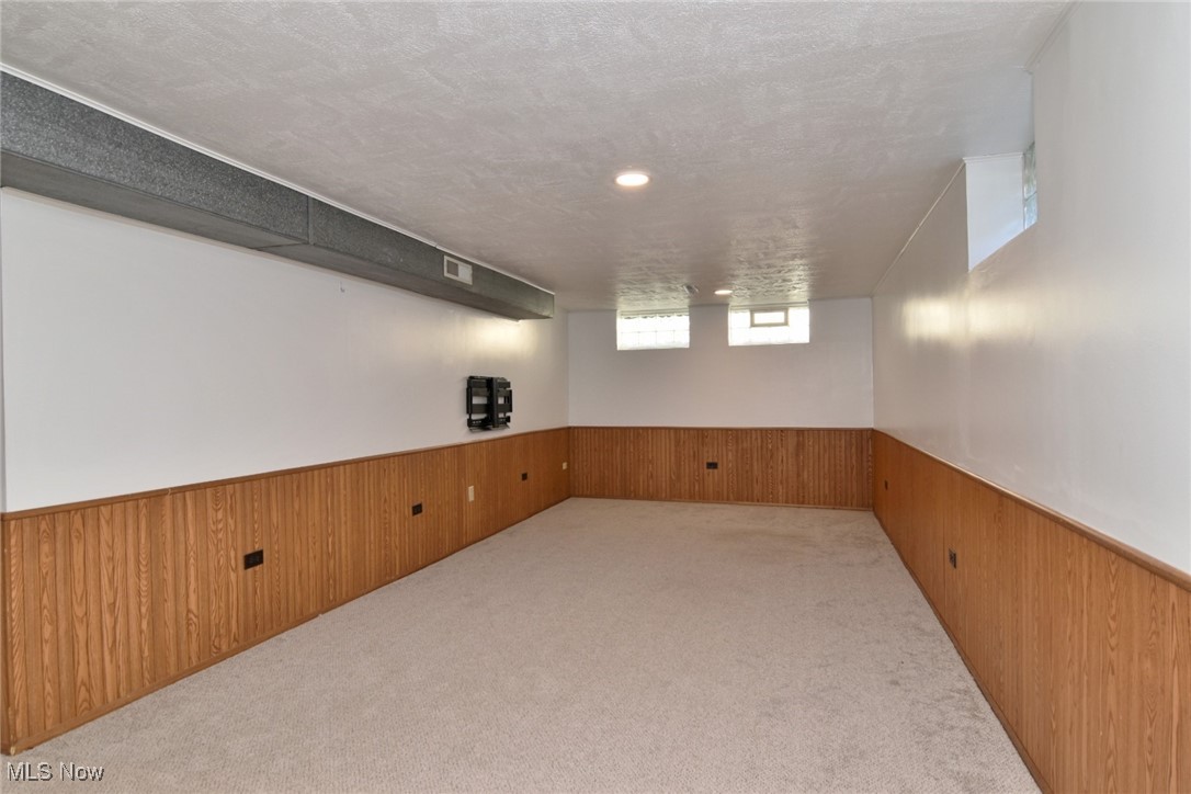 981 Hanley Road Lyndhurst OH 44124