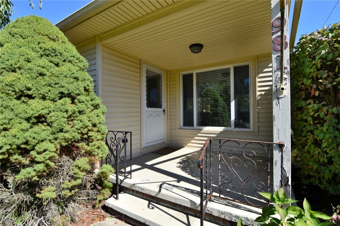 981 Hanley Road Lyndhurst OH 44124