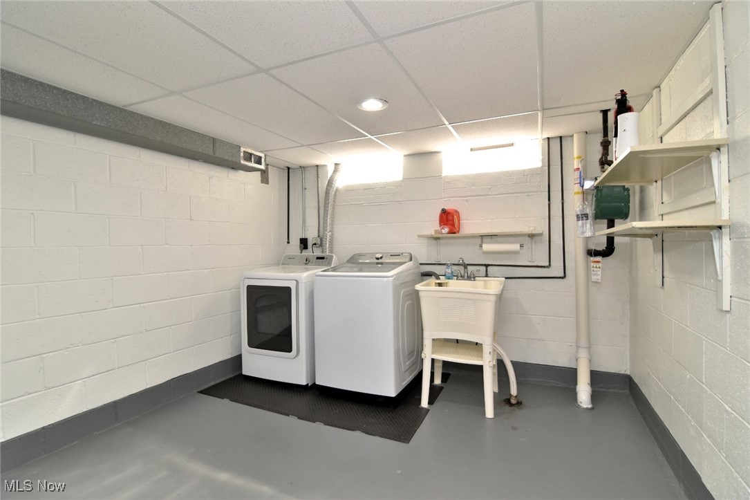 981 Hanley Road Lyndhurst OH 44124