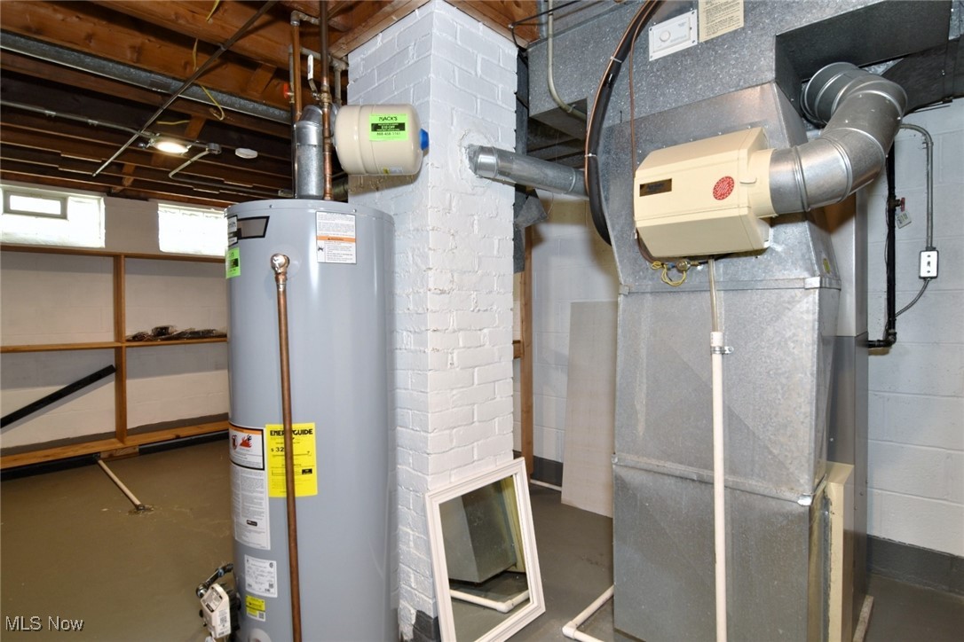 981 Hanley Road Lyndhurst OH 44124