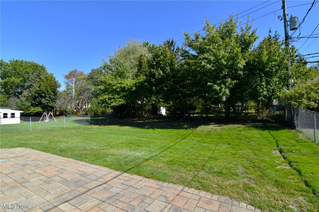 981 Hanley Road Lyndhurst OH 44124