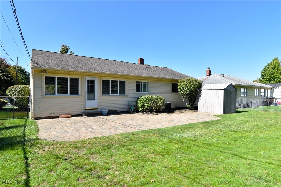 981 Hanley Road Lyndhurst OH 44124