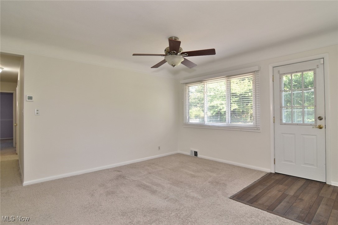 981 Hanley Road Lyndhurst OH 44124