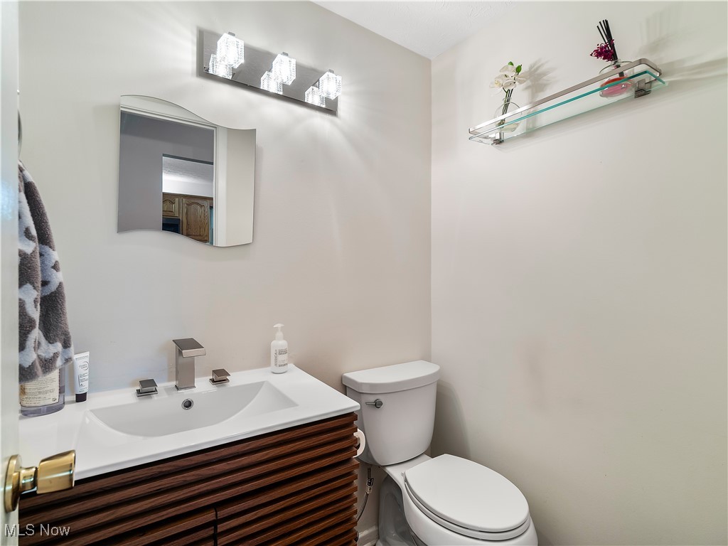 13278 Olde Orchard Road Strongsville OH 44136