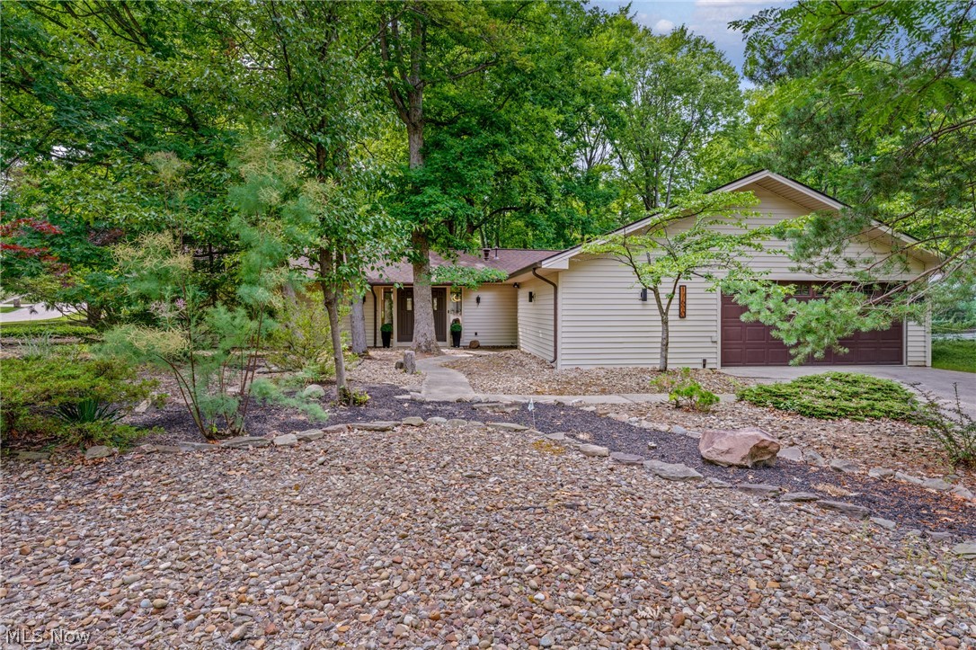 17690 Falling Leaves Road Strongsville OH 44136