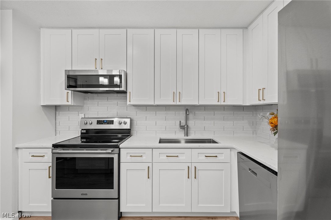 17690 Falling Leaves Road Strongsville OH 44136