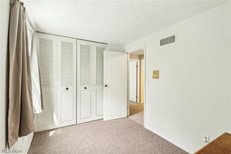 337 Wolf Avenue Wadsworth OH 44281