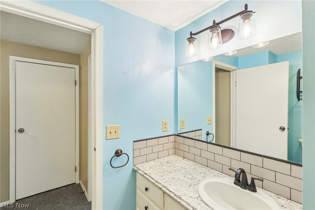 337 Wolf Avenue Wadsworth OH 44281