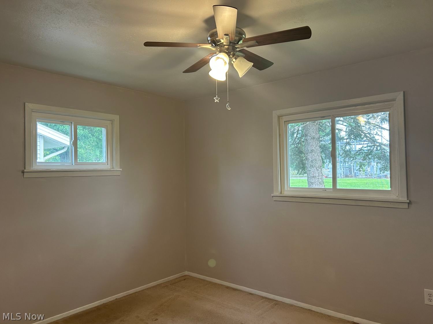 4355 Knickerbocker Road Sheffield Lake OH 44054