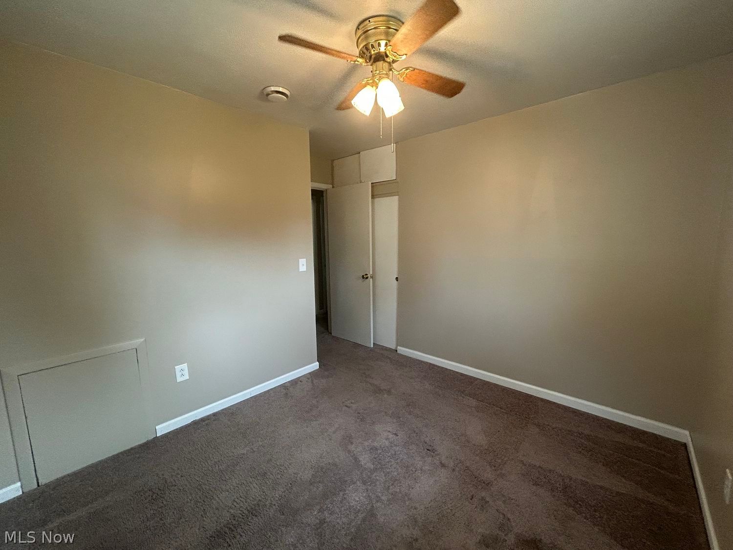 4355 Knickerbocker Road Sheffield Lake OH 44054