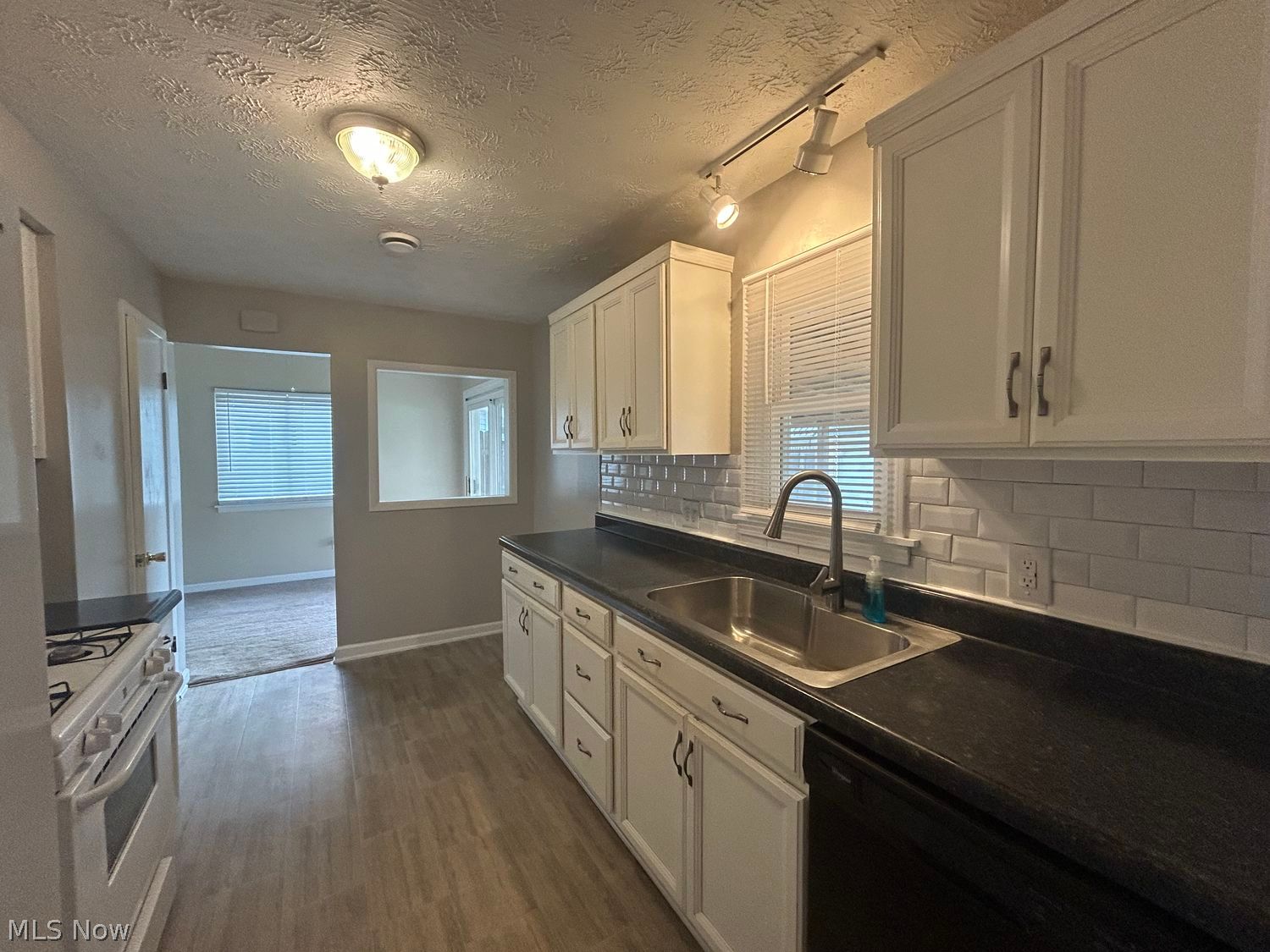 4355 Knickerbocker Road Sheffield Lake OH 44054
