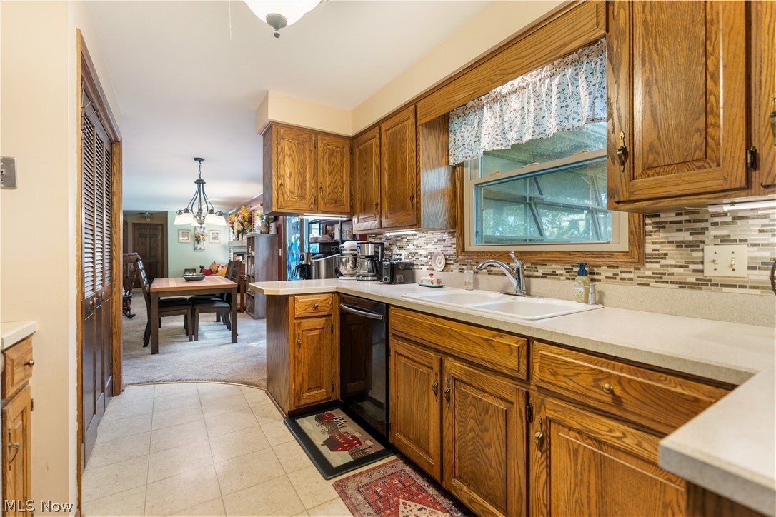 1649 Harmony Lane SW North Canton OH 44709