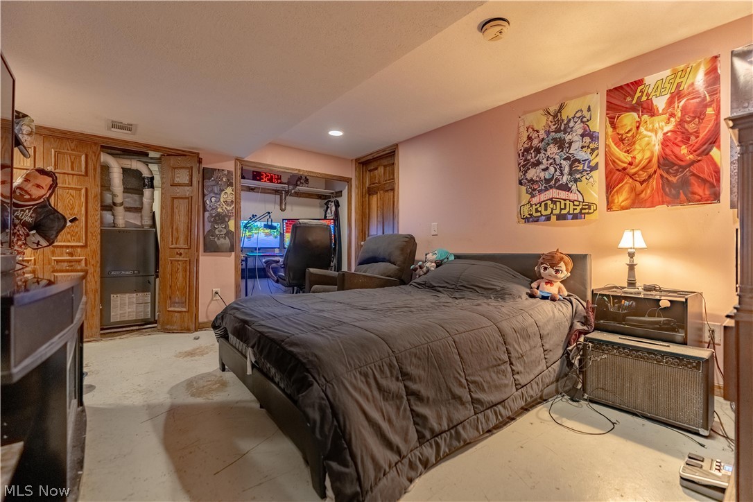 1649 Harmony Lane SW North Canton OH 44709
