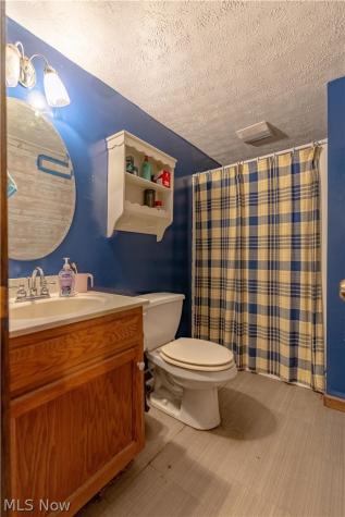1649 Harmony Lane SW North Canton OH 44709