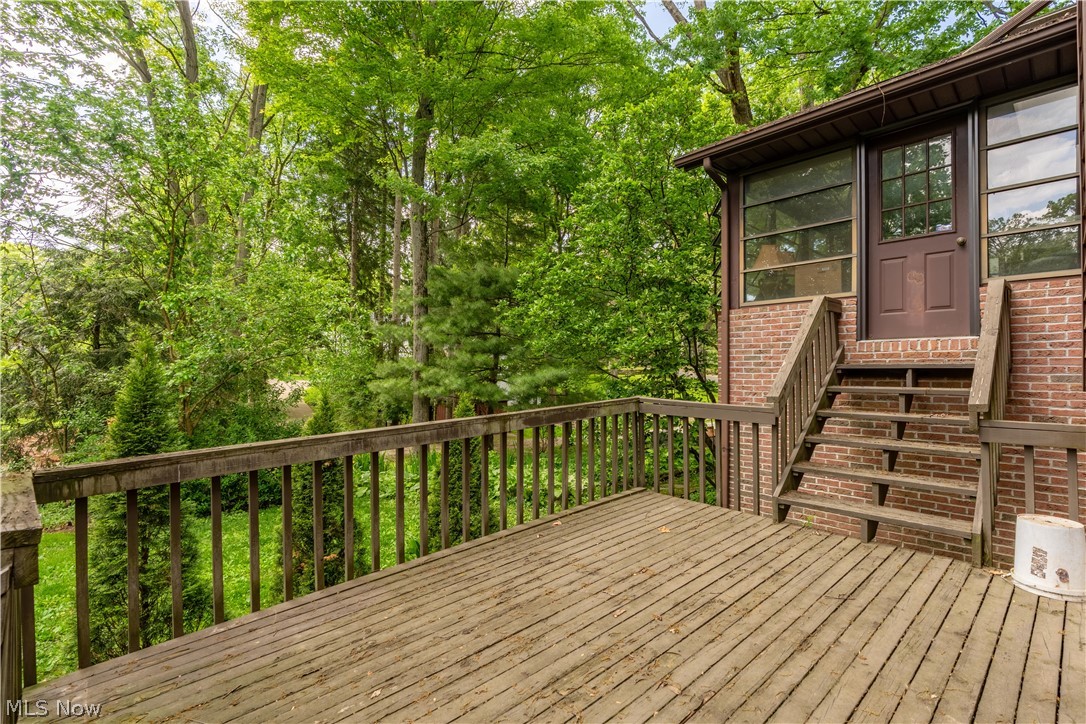 1649 Harmony Lane SW North Canton OH 44709