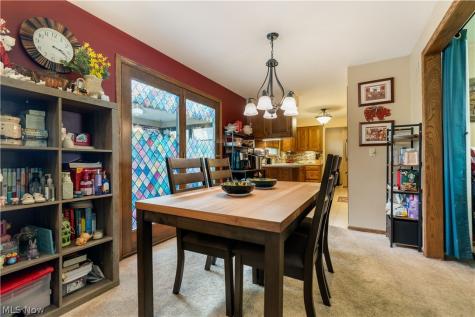1649 Harmony Lane SW North Canton OH 44709