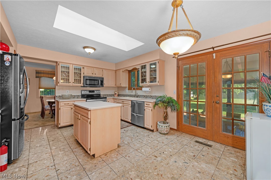 28098 Settlers Res Way Westlake OH 44145