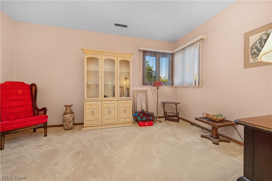28098 Settlers Res Way Westlake OH 44145