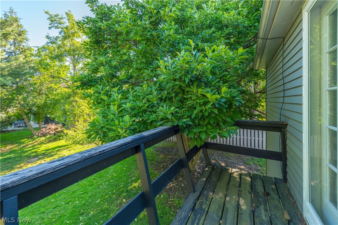28098 Settlers Res Way Westlake OH 44145