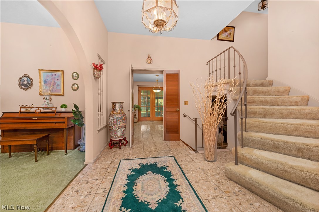 28098 Settlers Res Way Westlake OH 44145
