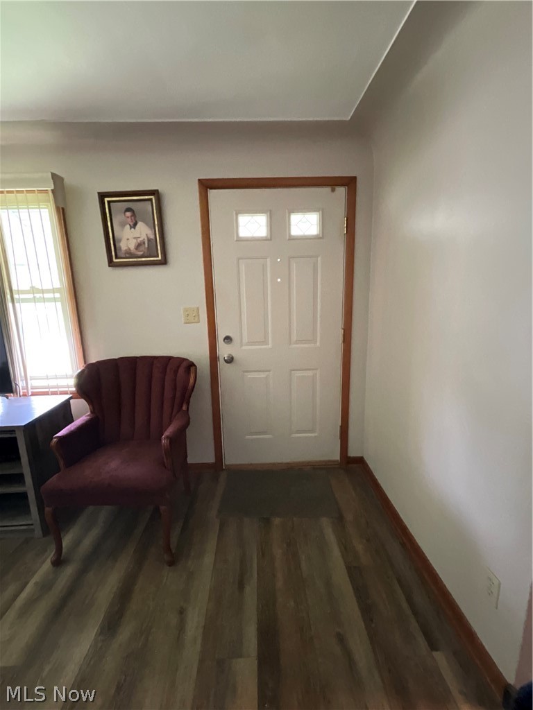 525 W Omar Street Struthers OH 44471