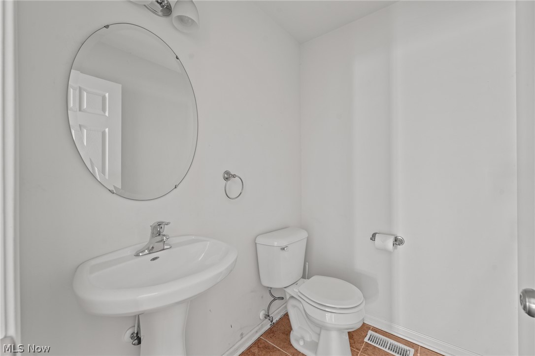 1926 E 86th Street Cleveland OH 44106