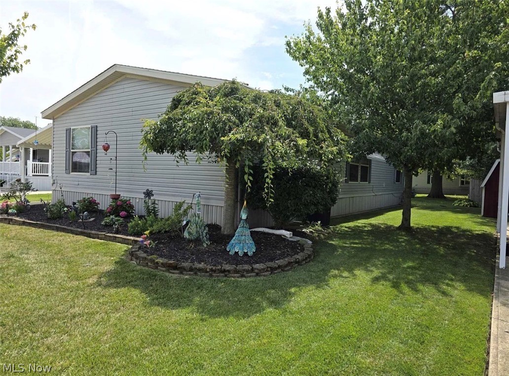 228 Pin Oak Circle Elyria OH 44035