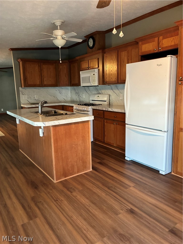 228 Pin Oak Circle Elyria OH 44035