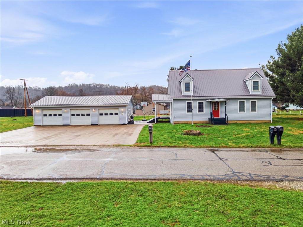 512 North Street Duncan Falls OH 43734