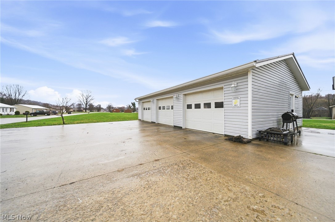 512 North Street Duncan Falls OH 43734