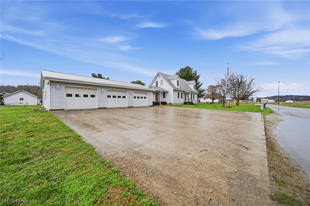 512 North Street Duncan Falls OH 43734
