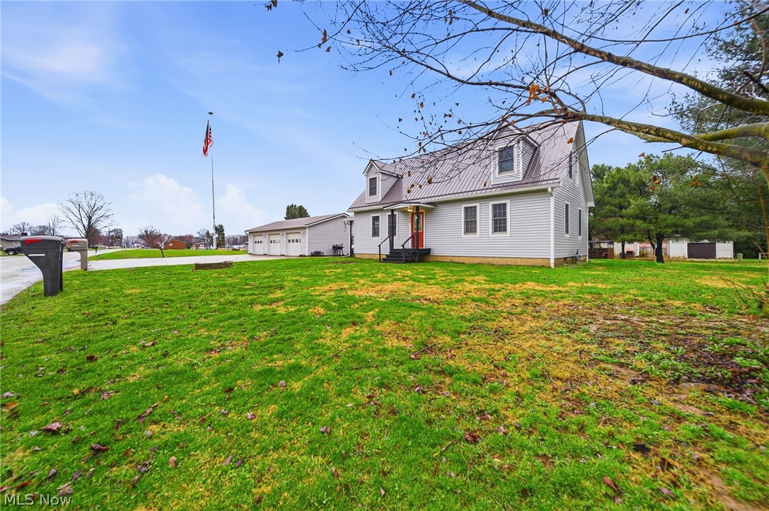 512 North Street Duncan Falls OH 43734